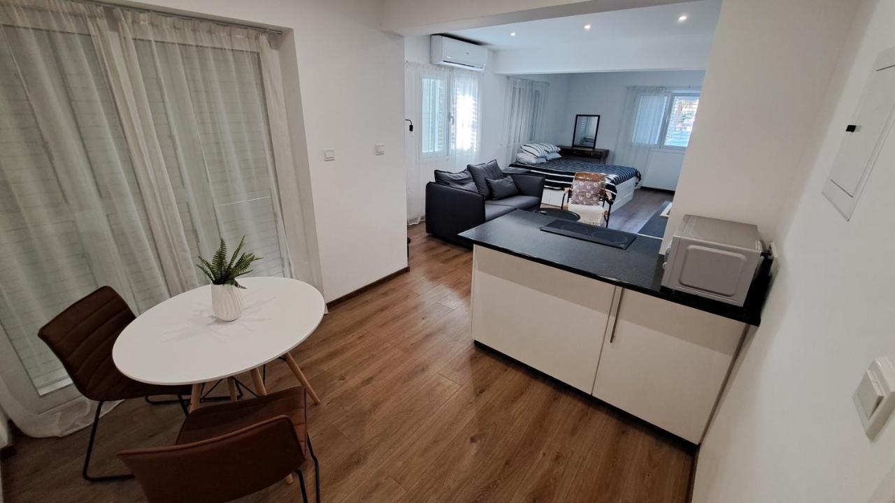 City Center Apartments 파포스 외부 사진