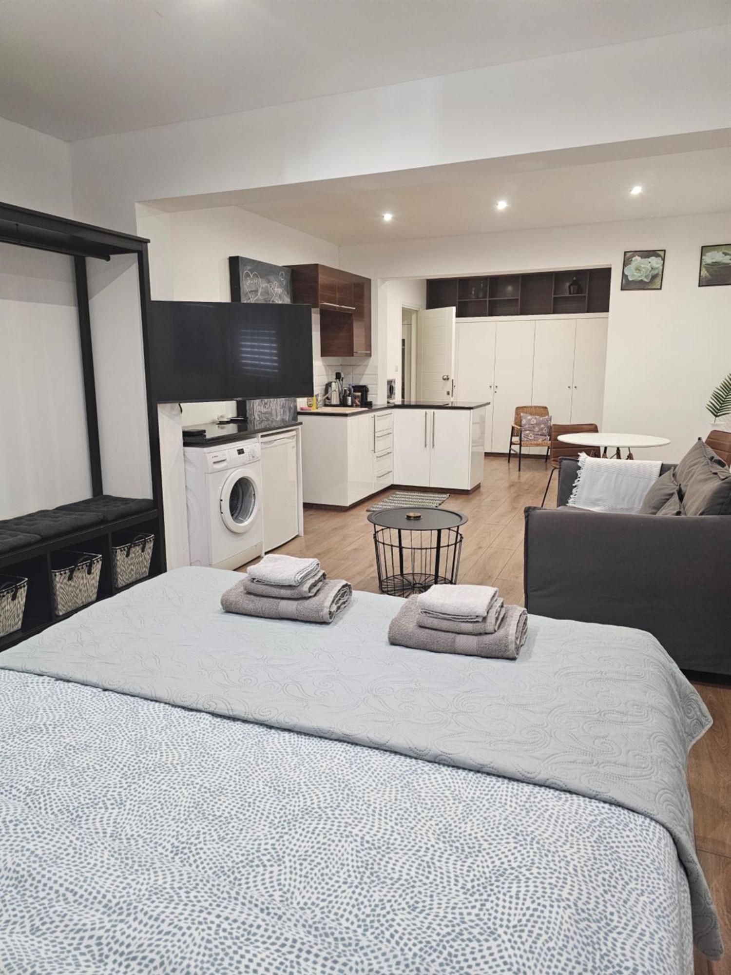 City Center Apartments 파포스 외부 사진