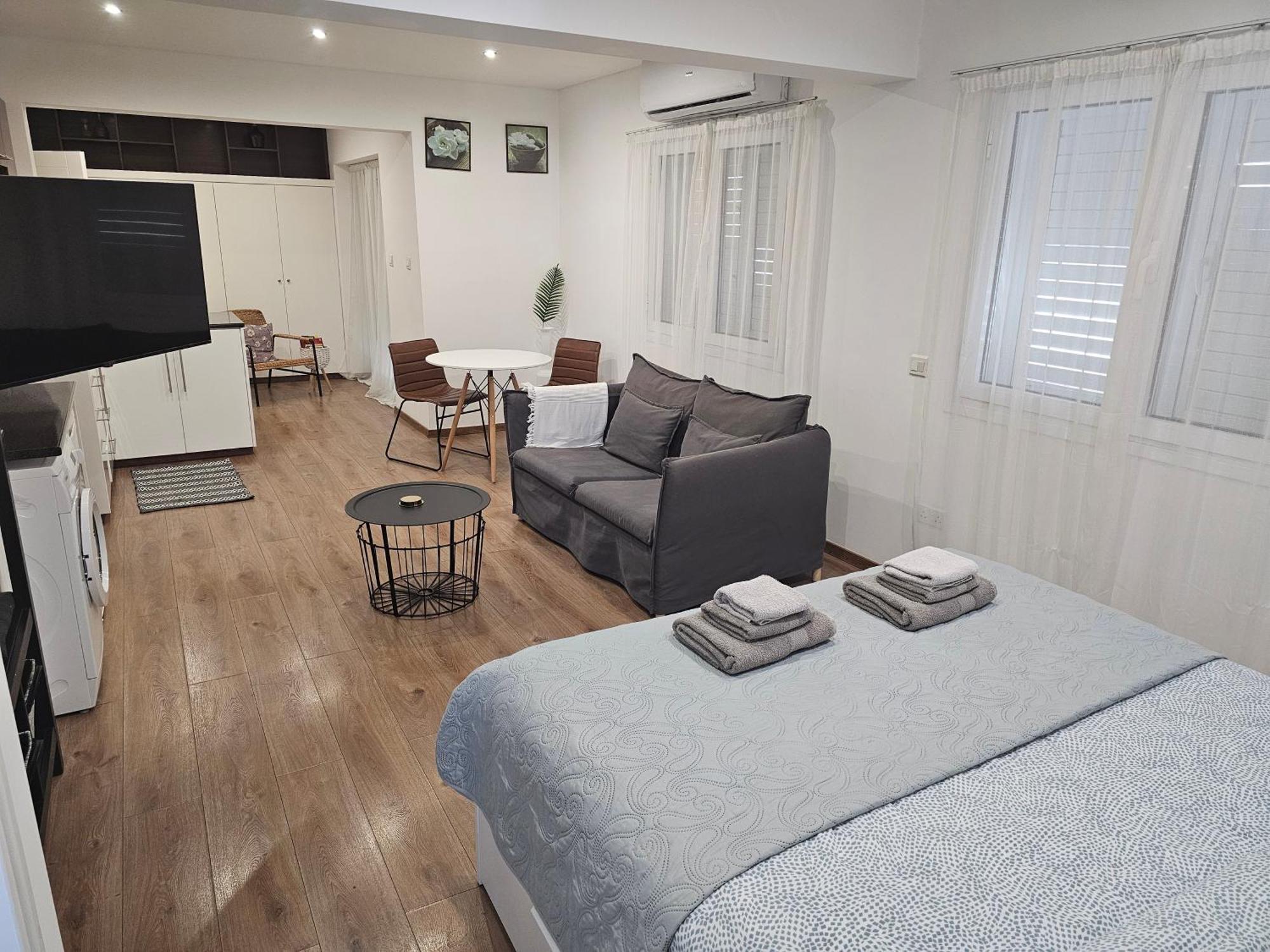 City Center Apartments 파포스 외부 사진